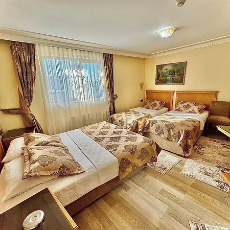 Hotell Grand Papirus