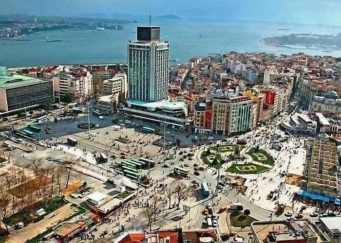 Grand Papirus Hotell