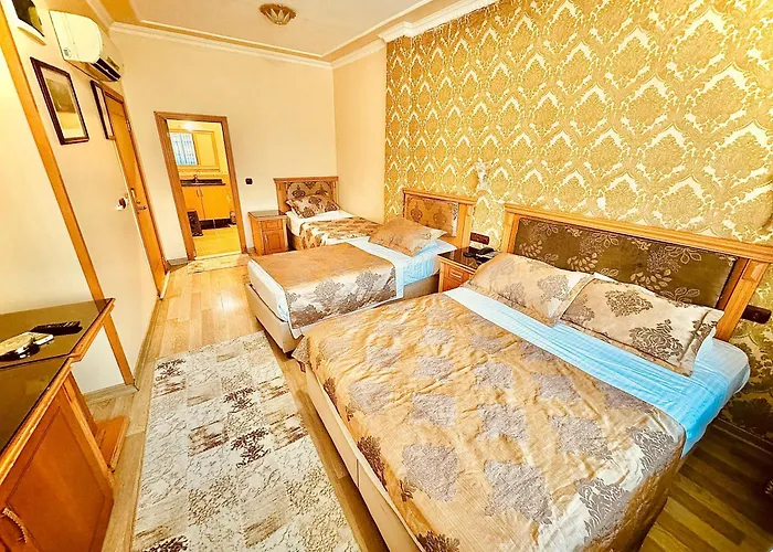 Grand Papirus Hotel 3*