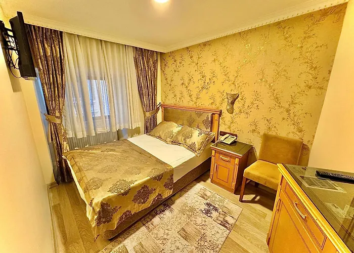 Grand Papirus Hotel 3*