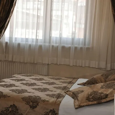 غراند بابيروس فندق 3*