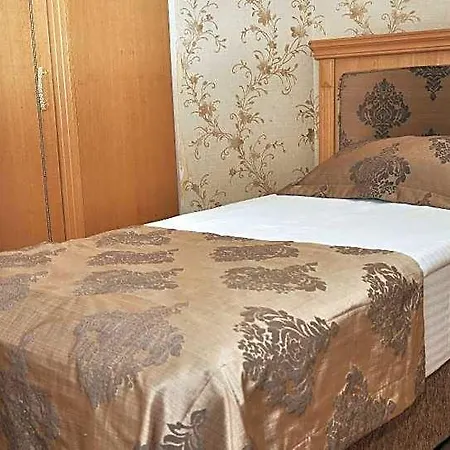 Grand Papirus 3* Istanbul