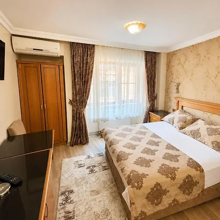 Grand Papirus 3* Istanbul