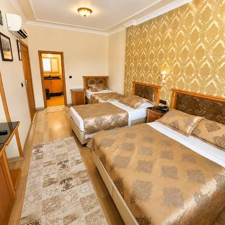 Grand Papirus Hotel 3*