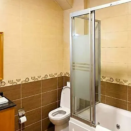 Grand Papirus 3* Istanbul