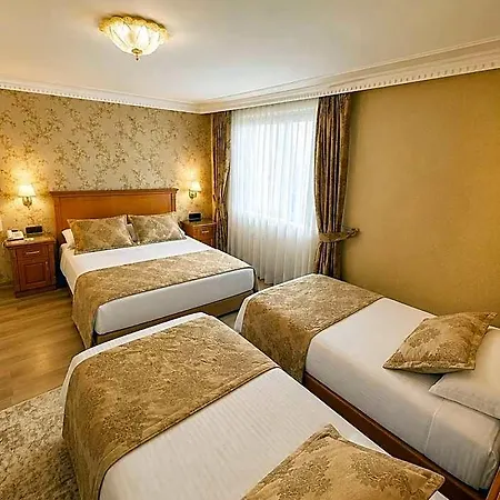 Grand Papirus Hotel