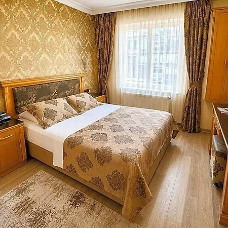 Grand Papirus Hotel