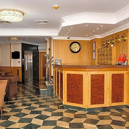 Hotel Grand Papirus