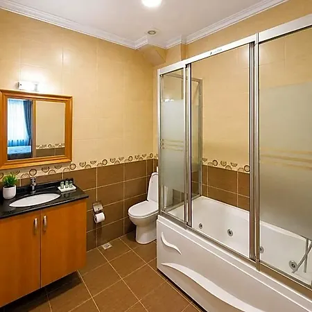Grand Papirus Hotel Istanbul