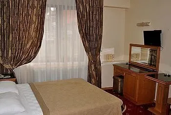 格兰德帕皮若斯酒店