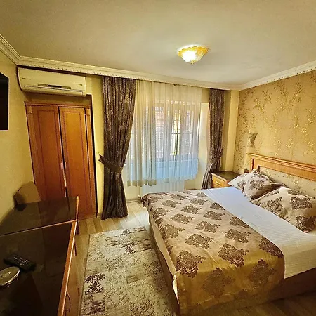 Grand Papirus Otel